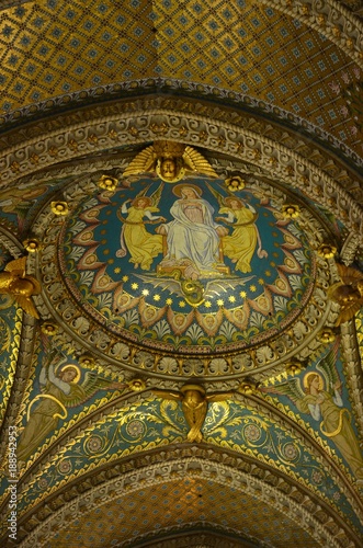 Mosaïque et nez de la basilique Notre-Dame de Fourvière