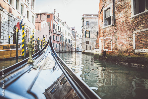 Venezia canal and gondolas