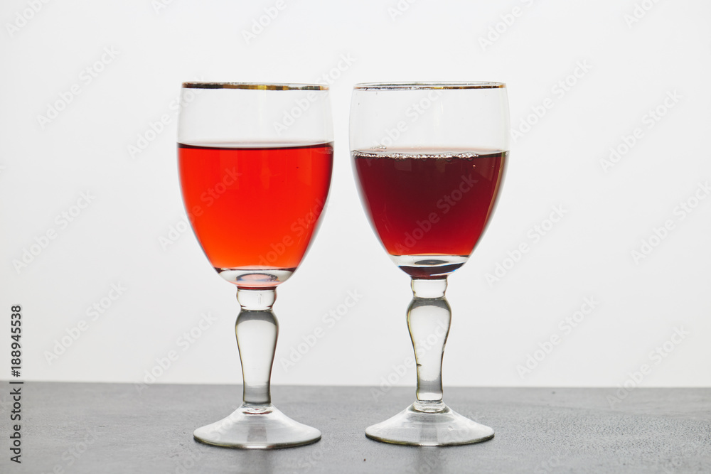 the wine in two glasses the wine in two glasses