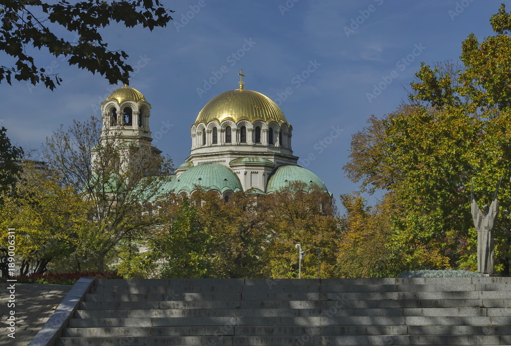 Fototapeta premium Fragment of beauty St. Alexander Nevsky Cathedral with public garden in Sofia, Bulgaria 