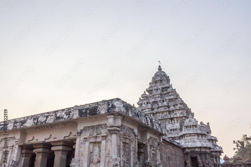 Ancient temple of Kanchipuram Kailasanathar temple and was built during 685-705AD using sandstone compound material contains a large number of carvings and shrines.	