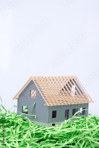 Wallpaper Mural Immobilie auf grüner Wiese Torontodigital.ca