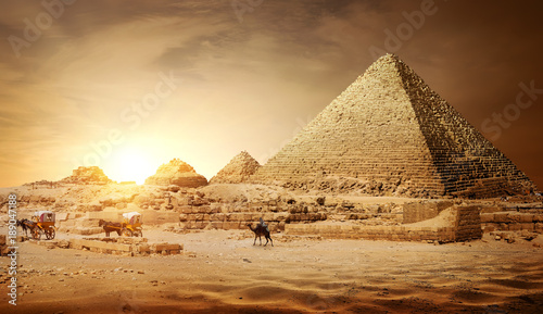 Obraz na płótnie Pyramids of Egypt w salonie