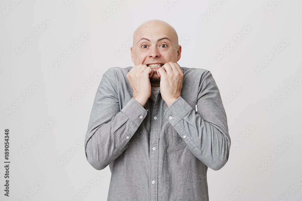 Man scared hands face hi-res stock photography and images - Alamy