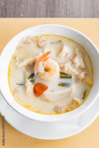 Coconut soup with shrimp