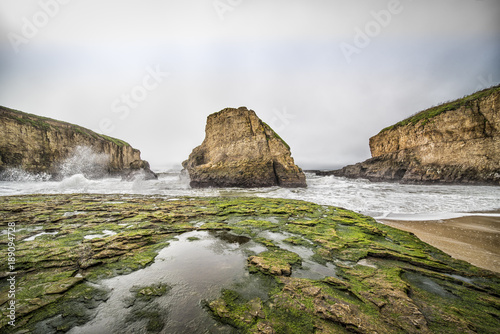 Obraz na płótnie Shark Fin Cove w salonie