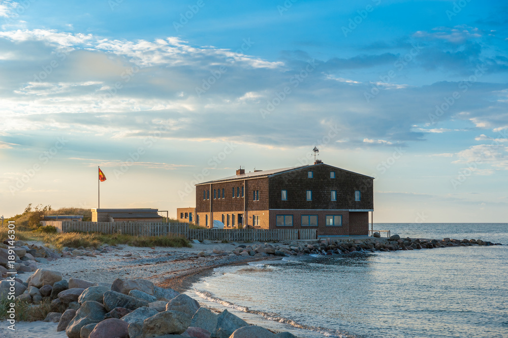 Wunschmotiv: Naturschutzgebiet Graswarder mit Strandvilla in Heiligenhafen #189146301