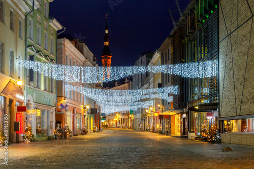Tallinn. Viru Street at night.
