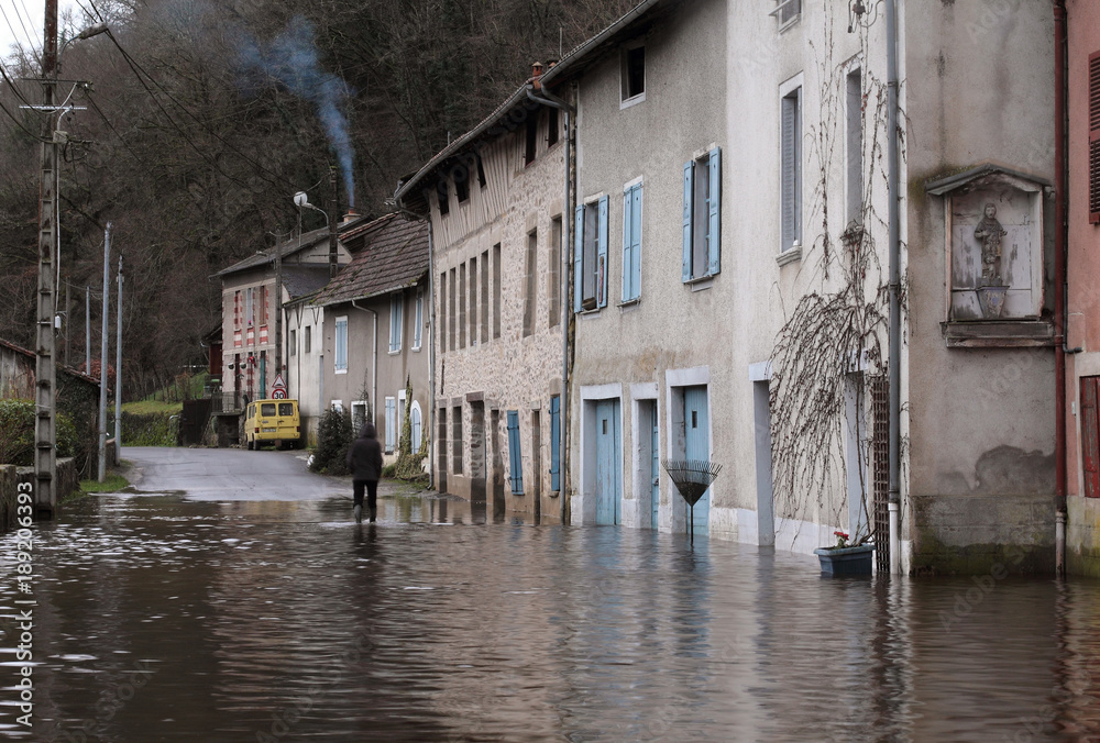 inondation à Saint Léonard de Noblat, Limousin, France Stock Photo ...