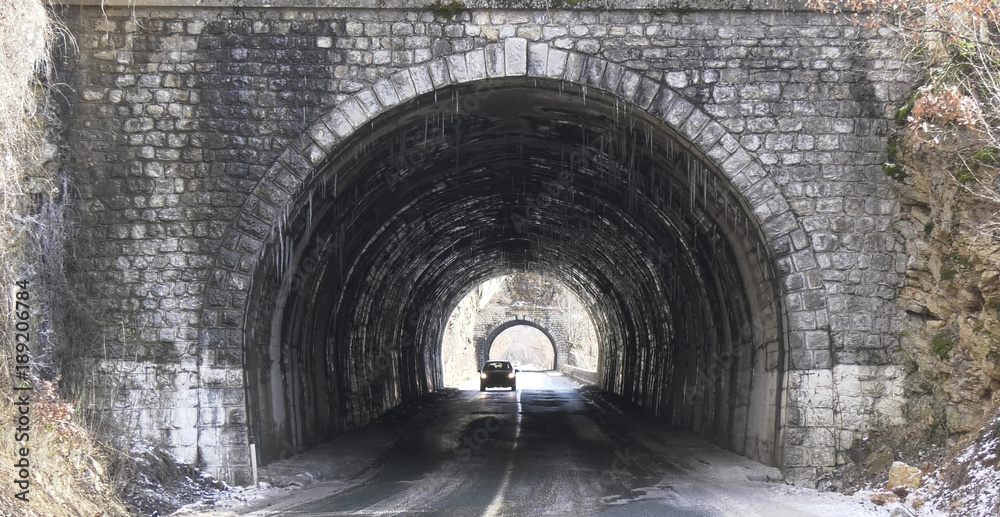Fototapeta Kamienne dwa tunele 3D