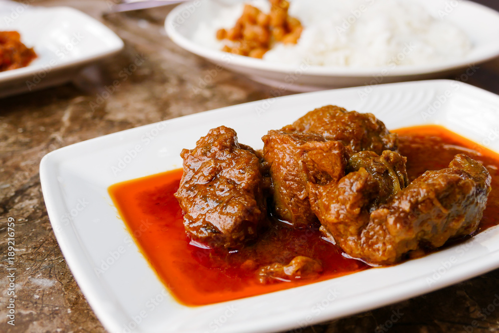 Burmese lamb curry
