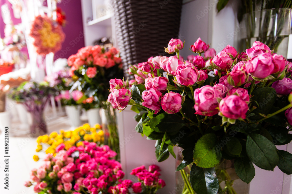 Bouquets roses at a florist's shop
