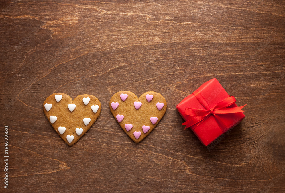 heart shaped gingerbread cookies and gift heart shaped gingerbread cookies and gift