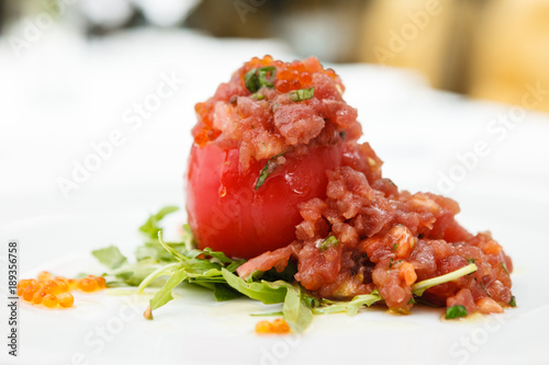 Tuna tartar with tomato