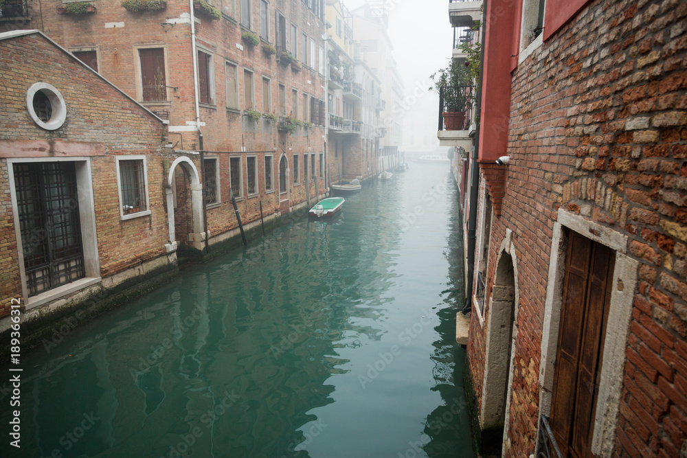 Obraz premium Fog in Venice
