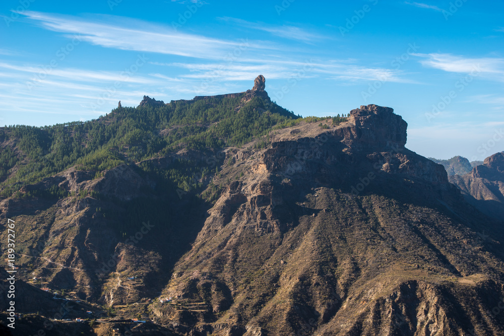 Fototapeta premium View from the top of Pico de las Nieves (Gran Canaria, Spain) at Roque Nublo, Roque Bentaiga