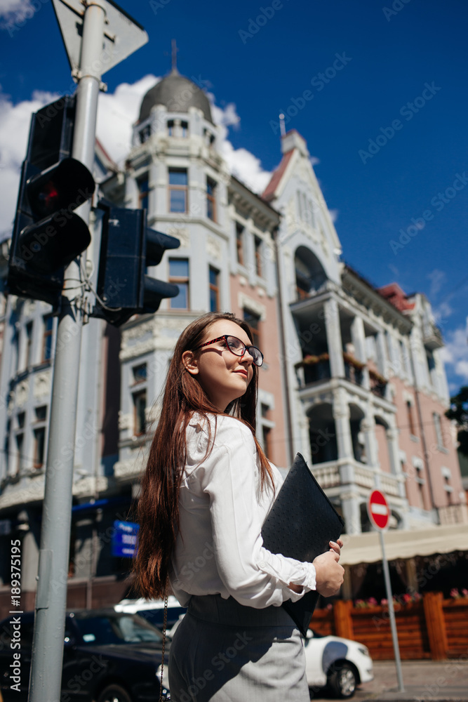 Fototapeta premium young successful business woman urban fashion lifestyle concept
