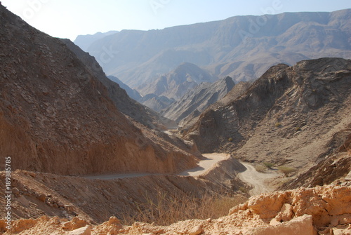 Route menant à As Suwayh, Wadi al Arbiyyin, Oman photo