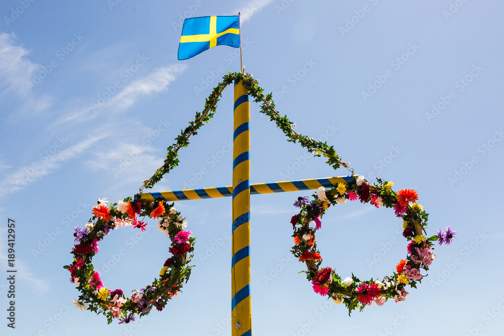 Schwedischer Midsommer Kranz Stock Photo Adobe Stock