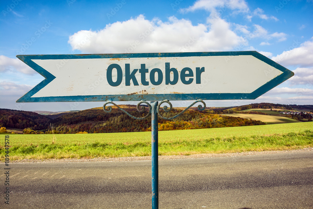 Schild 251 - Oktober