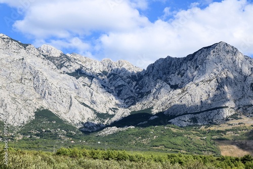 Fototapeta Naklejka Na Ścianę i Meble -  Biokovo mountains near Baska Voda and Brela in Croatia