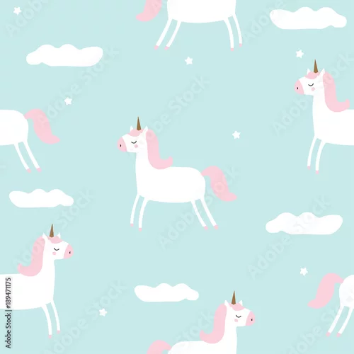 Tapety Wzór z magicznym jednorożcem na niebie. Wektorowa ręka rysująca ilustracja.