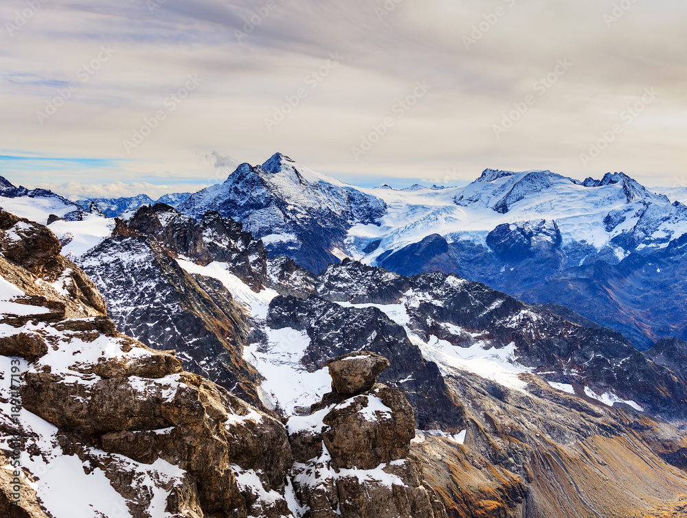 Obraz premium A wintertime view from Mt. Titlis in Switzerland