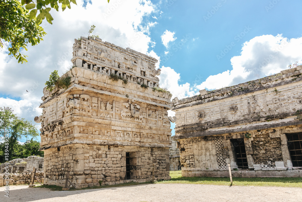 Mayan architecture in Chichen Itza Mexico 