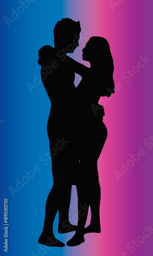 Abrazo de pareja previo al beso