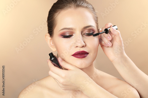 Professional visage artist ...