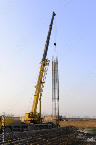 Crane hoist steel bars