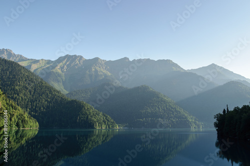 Fototapeta Naklejka Na Ścianę i Meble -  Ritsa lake in Abkhazia