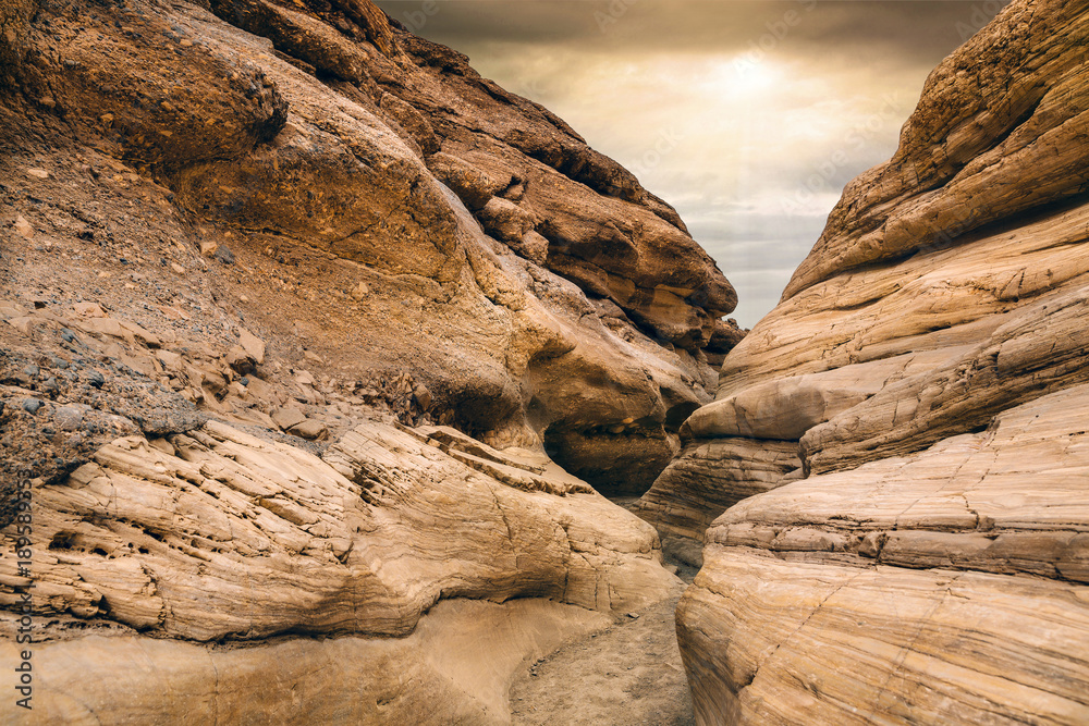 Obraz premium coucher de soleil dans le canyon