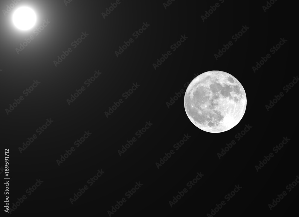 Obraz premium full moon and the sun in the same frame