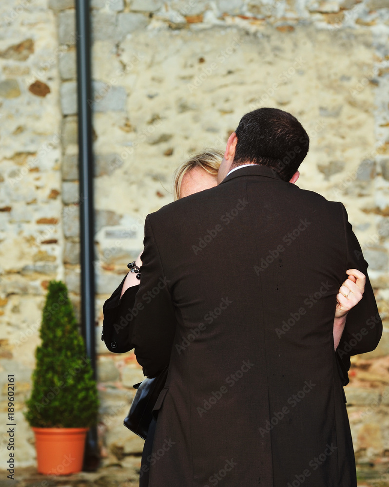 Fototapeta premium Faceless couple in a tight embrace
