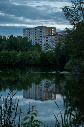 houseandlake