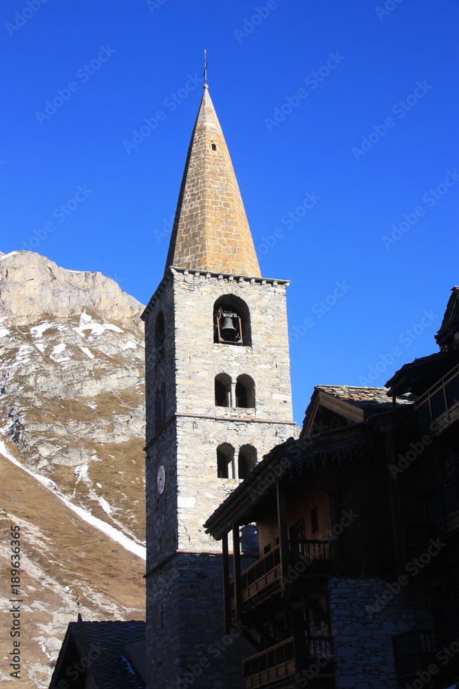 Clocher de Val d'Isère en Savoie, Alpes françaises
