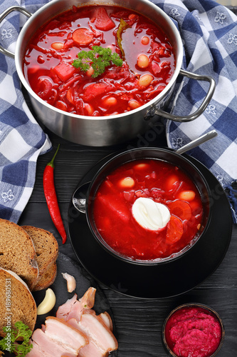  beetroot red soup with white beans