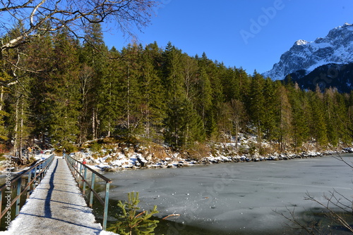 Eibsee im Wettersteingebirge in Bayern  photo