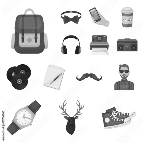 Style Hipster monochrome icons in set collection for design. Hipster Attributes and accessories vector symbol stock web illustration.