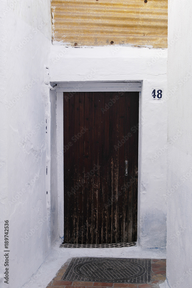 Fototapeta premium Old wooden door