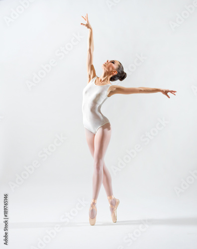 Fototapeta Naklejka Na Ścianę i Meble -  Ballerina (on gray version)