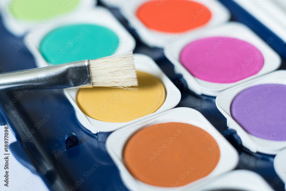 Naklejka premium Farbspiel