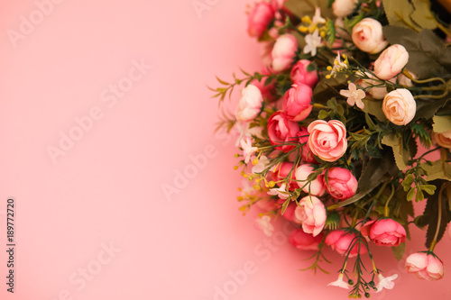Fototapeta Naklejka Na Ścianę i Meble -  Roses on a vintage background