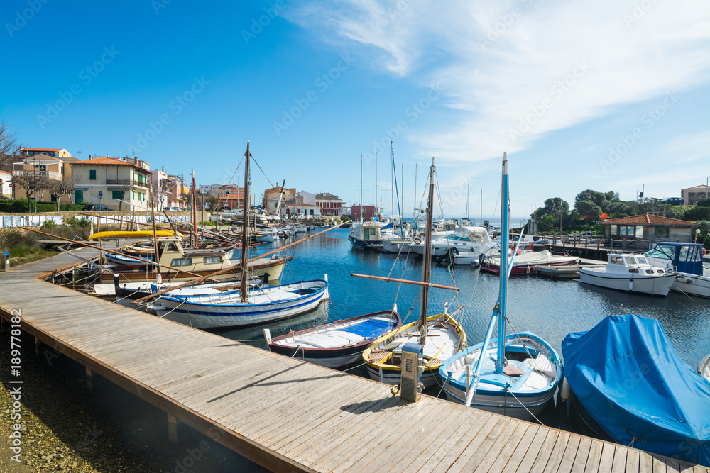 Obraz premium Small boats in Stintino harbor