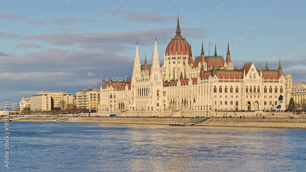 Fototapeta premium Hungarian Parliament, Budapest, Hungary
