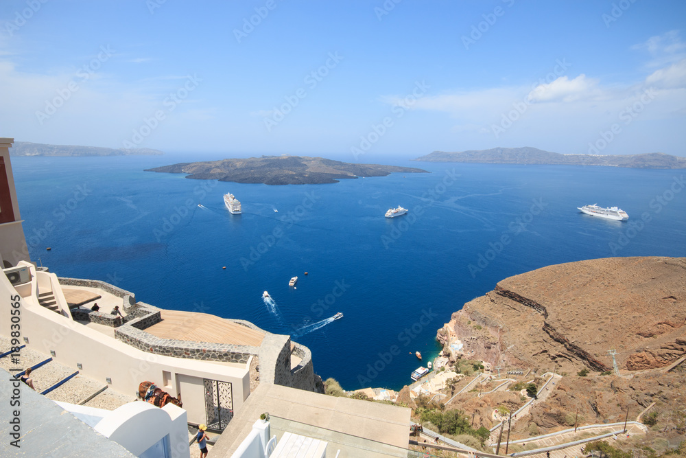 Fototapeta premium stromboli, eolie, isola, vulcano, tramonto, isole eolie, sicilia, nuvole, sole, mare, cielo, capo vaticano, barca, nave, acqua, tirreno, mediterraneo, panorama, luce, controluce, montagna, paesaggio