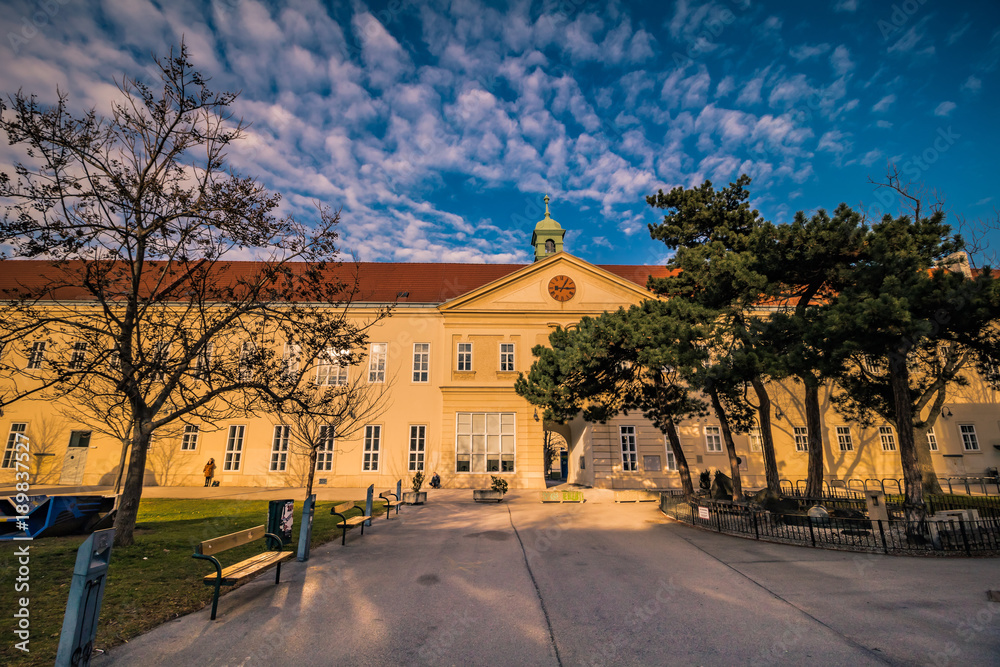 Obraz premium Stary Szpital Ogólny w Wiedniu, Austria