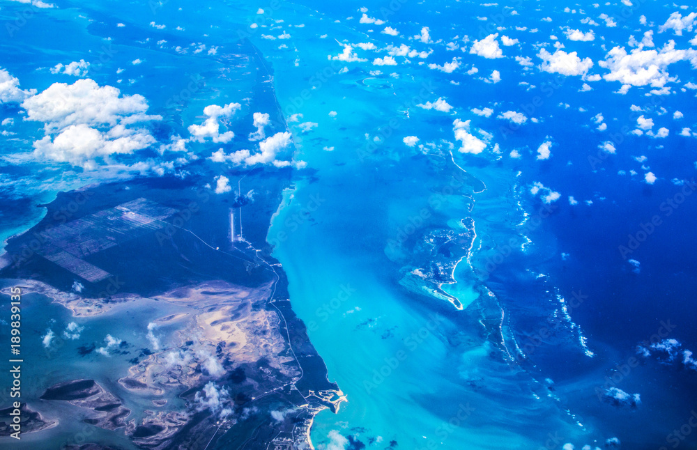 Postage ebb tide Inclined Atlantic Ocean. Bermuda Triangle - Bahamas, top view Stock Photo | Adobe  Stock