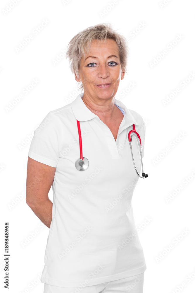 Krankenpflegerin im Studio, freigestellt auf weiß Krankenpflegerin im Studio, freigestellt auf weiß